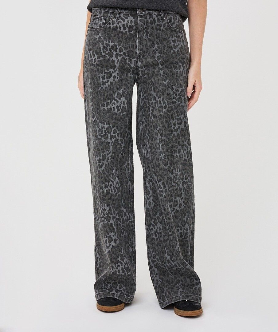 BILLIE LEOPARD DENIM PANTS