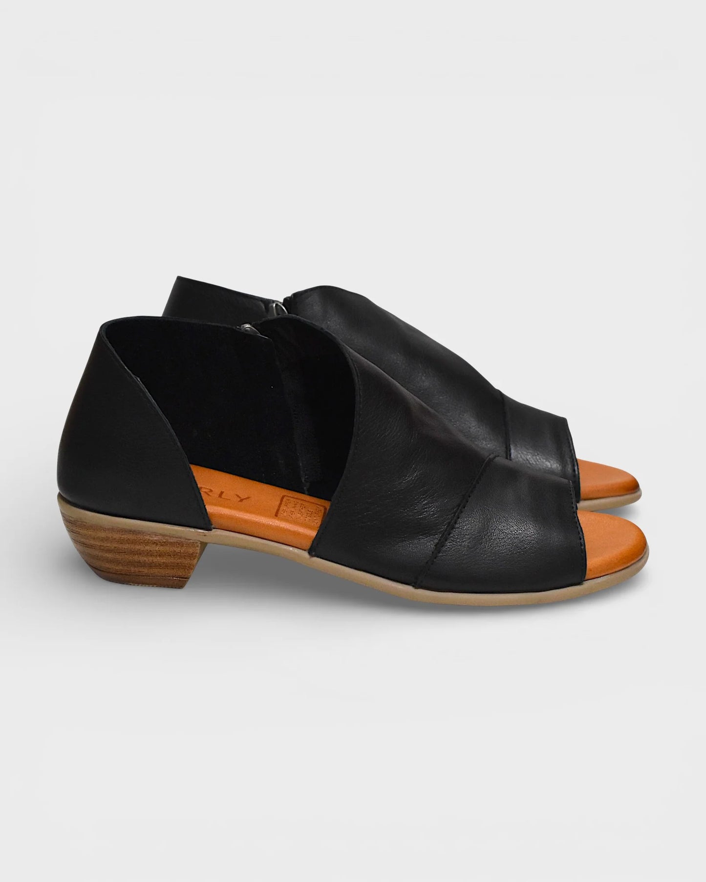 SERENA LEATHER SMALL HEEL SANDAL