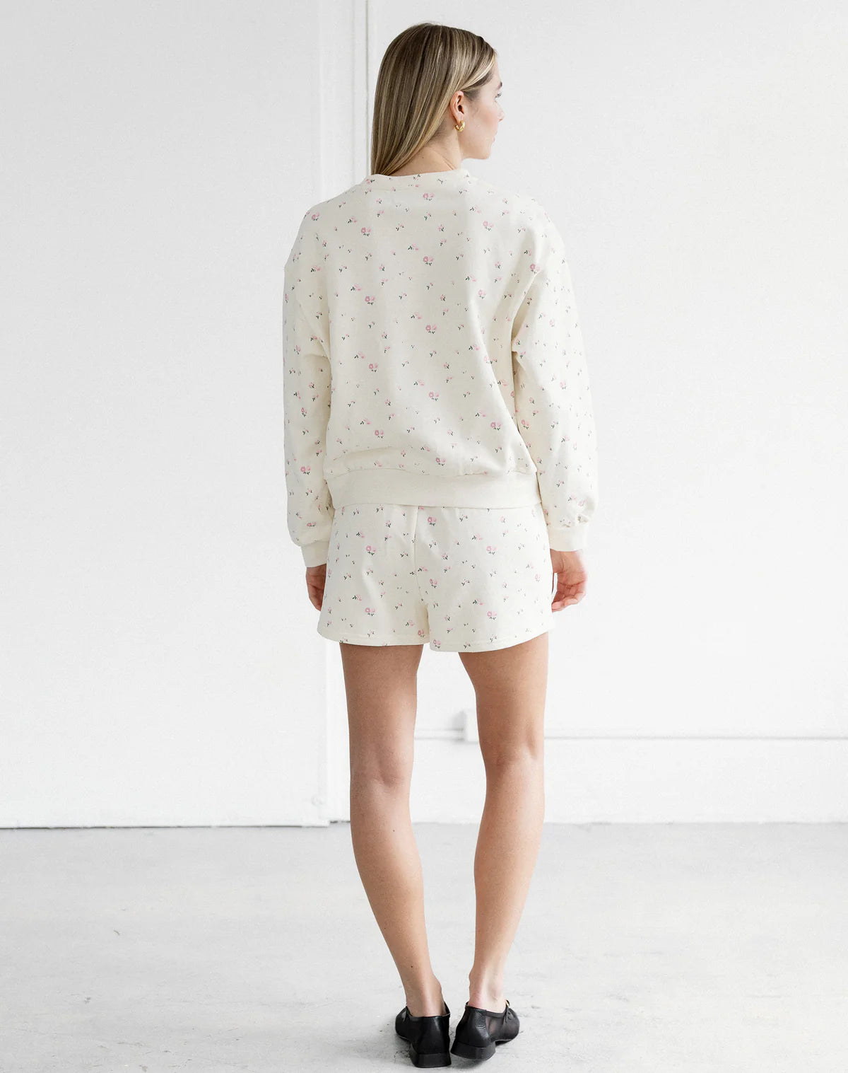 LITTLE SISTER FLORAL SHORT