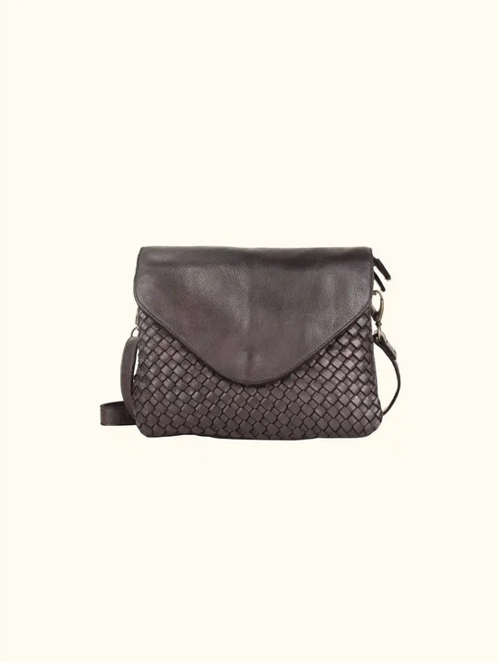 THE BETSY LEATHER PURSE