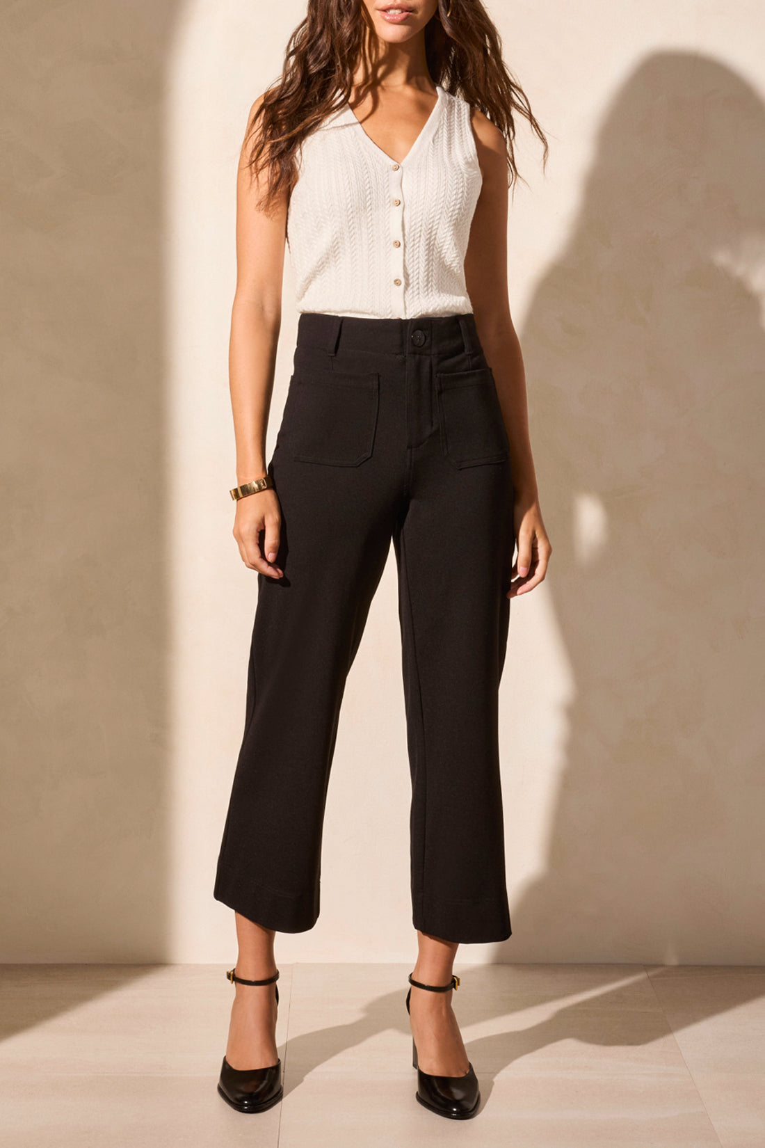 HIGH RISE CAPRI W/POCKETS 2221O