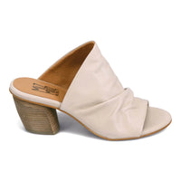 AINSLEY HEELED SLIDE